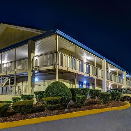 Motel 6-Atlanta, Ga Доравилл Экстерьер фото
