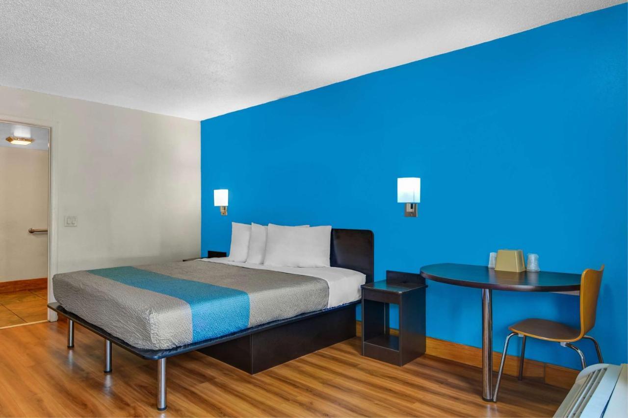 Motel 6-Atlanta, Ga Доравилл Экстерьер фото